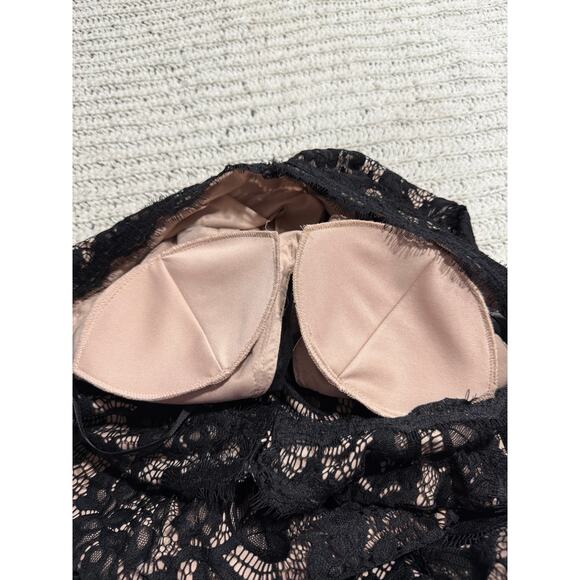 Betsy & Adam Maxi Mermaid Lace Dress Formal Cut Out Back Lined Size 6 Black Nude - Picture 13 of 16